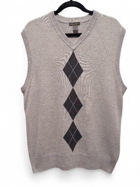 Dockers Men's Brown V-Neck Argyle Sweater Vest